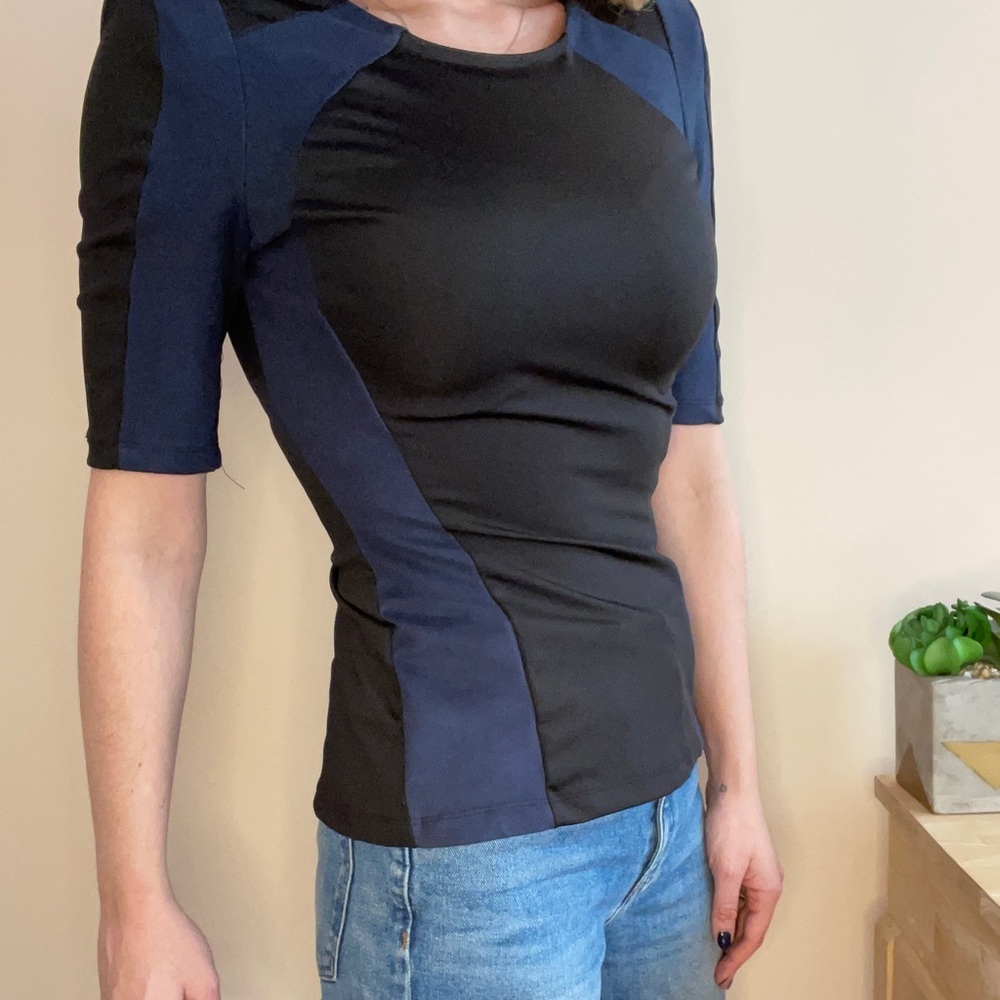 Stretch H&M Colorblock Top
